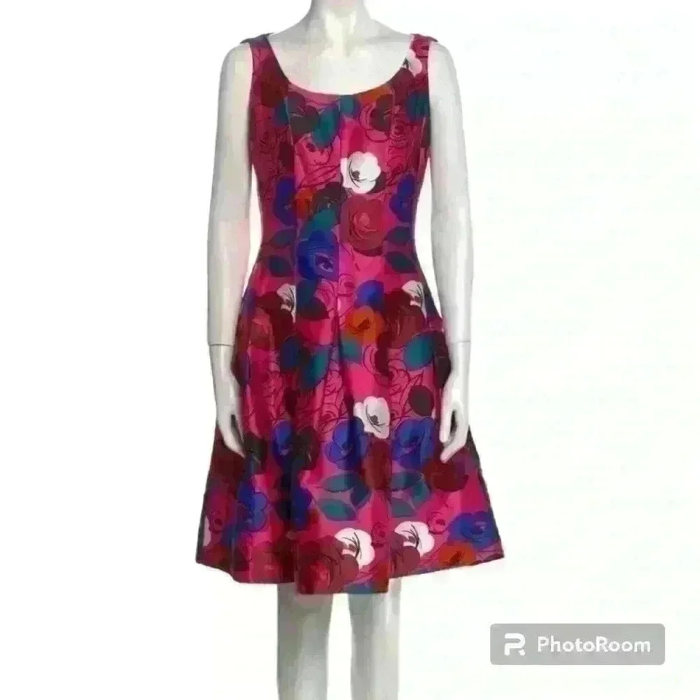 Oscar de la renta hot pink flowers dress size 10 with side pockets NWT